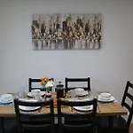 Rooms In Stylish House